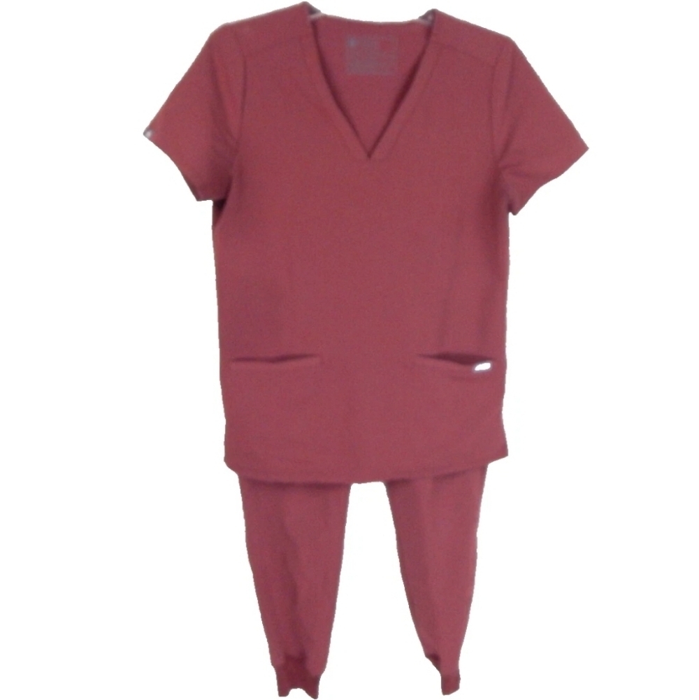 Figs Dark‎ Cherry Scrub Set